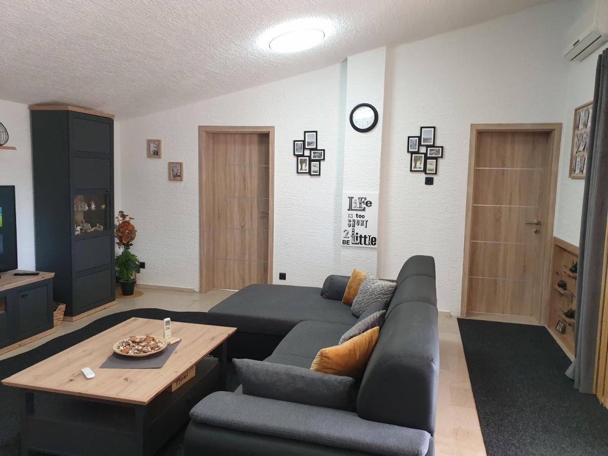 Apartman Anabella Rovanjska Esterno foto